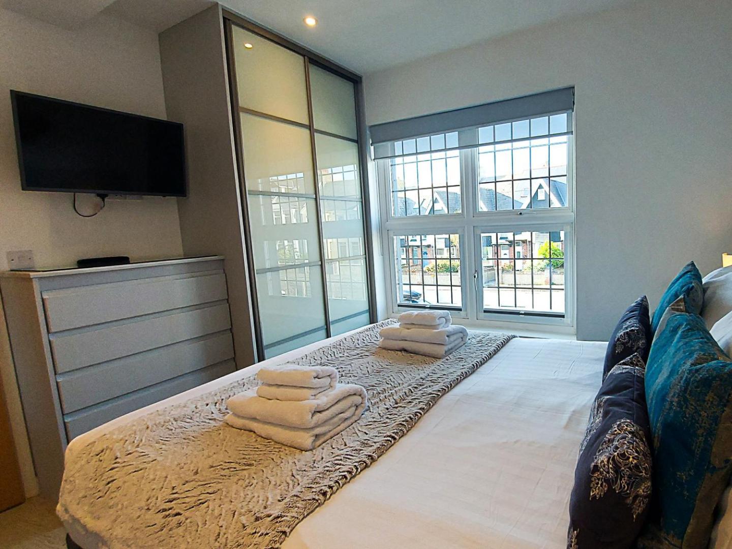 Meadow View Apartments New Quay Εξωτερικό φωτογραφία